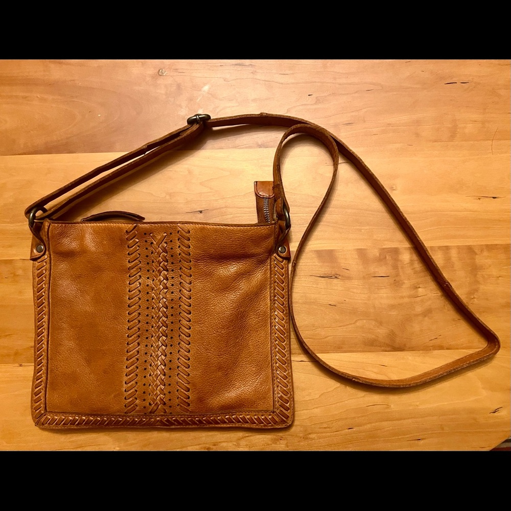 Like New Latico Leather Crossbody Bag Purse, Brown leather.